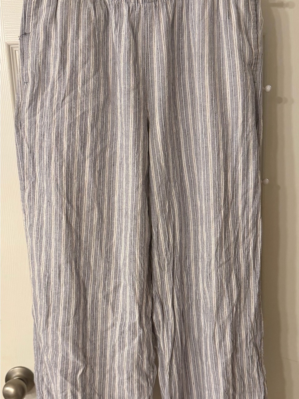 Old Navy Blue and White Striped Women’s Super Wide Leg Linen Blend Pants Size M